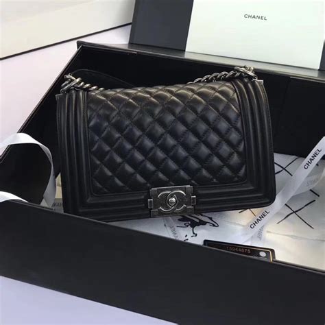 bolsa chanel le boy replica|Chanel bag.